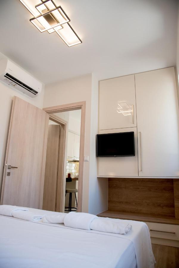 Chrysanthi'S Apartment Preveza Bagian luar foto